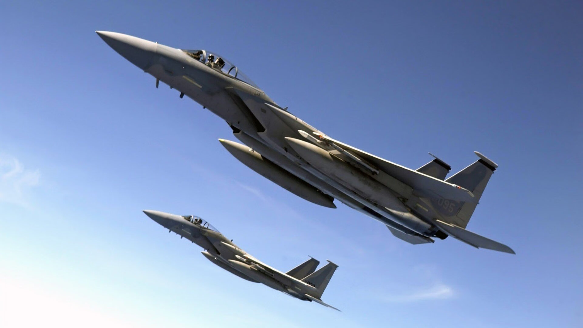 自由泳短距离摩纳哥选手冲进前列，自由泳2021